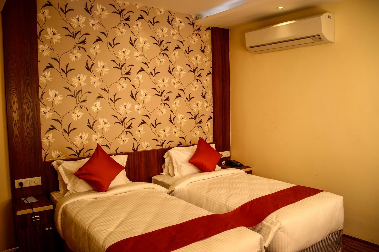 Regenta Inn Larica Калькутта Экстерьер фото