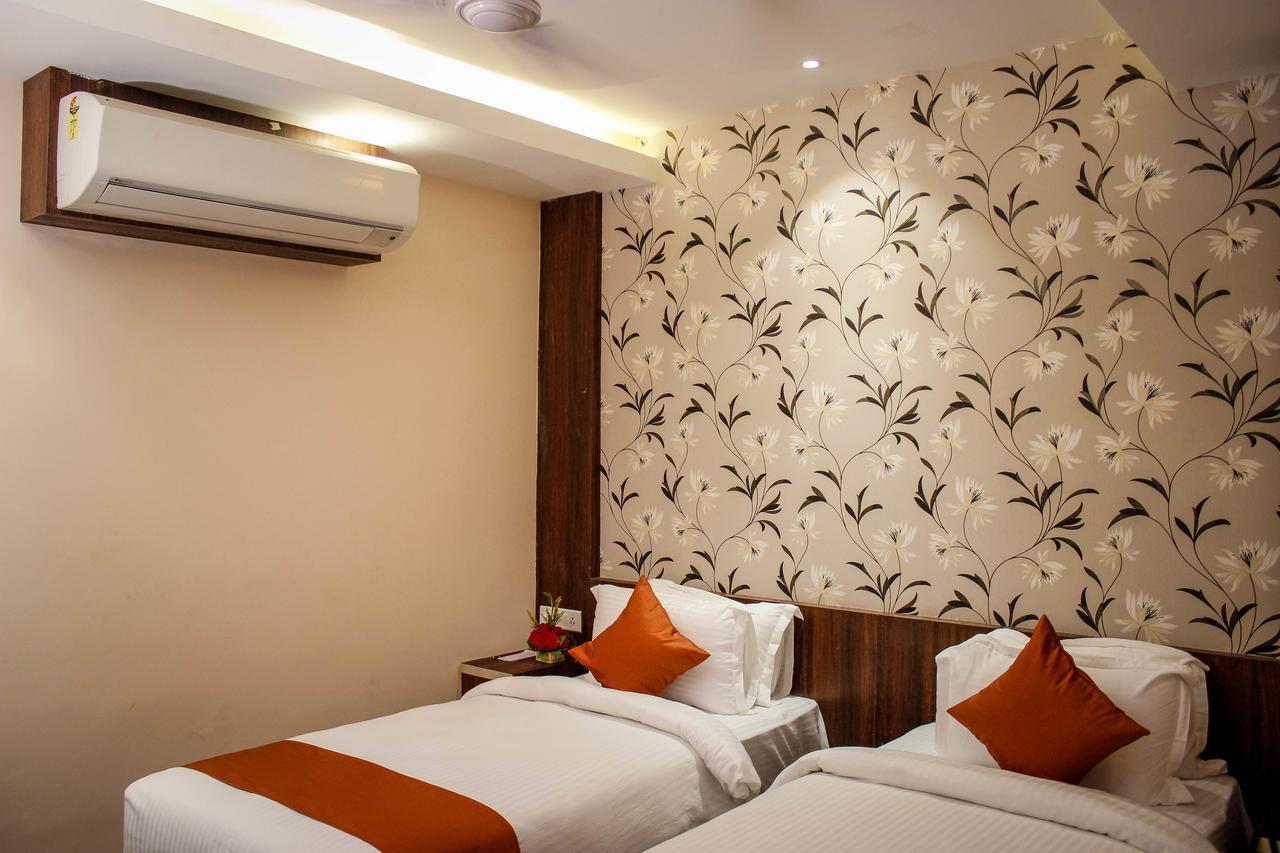 Regenta Inn Larica Калькутта Экстерьер фото