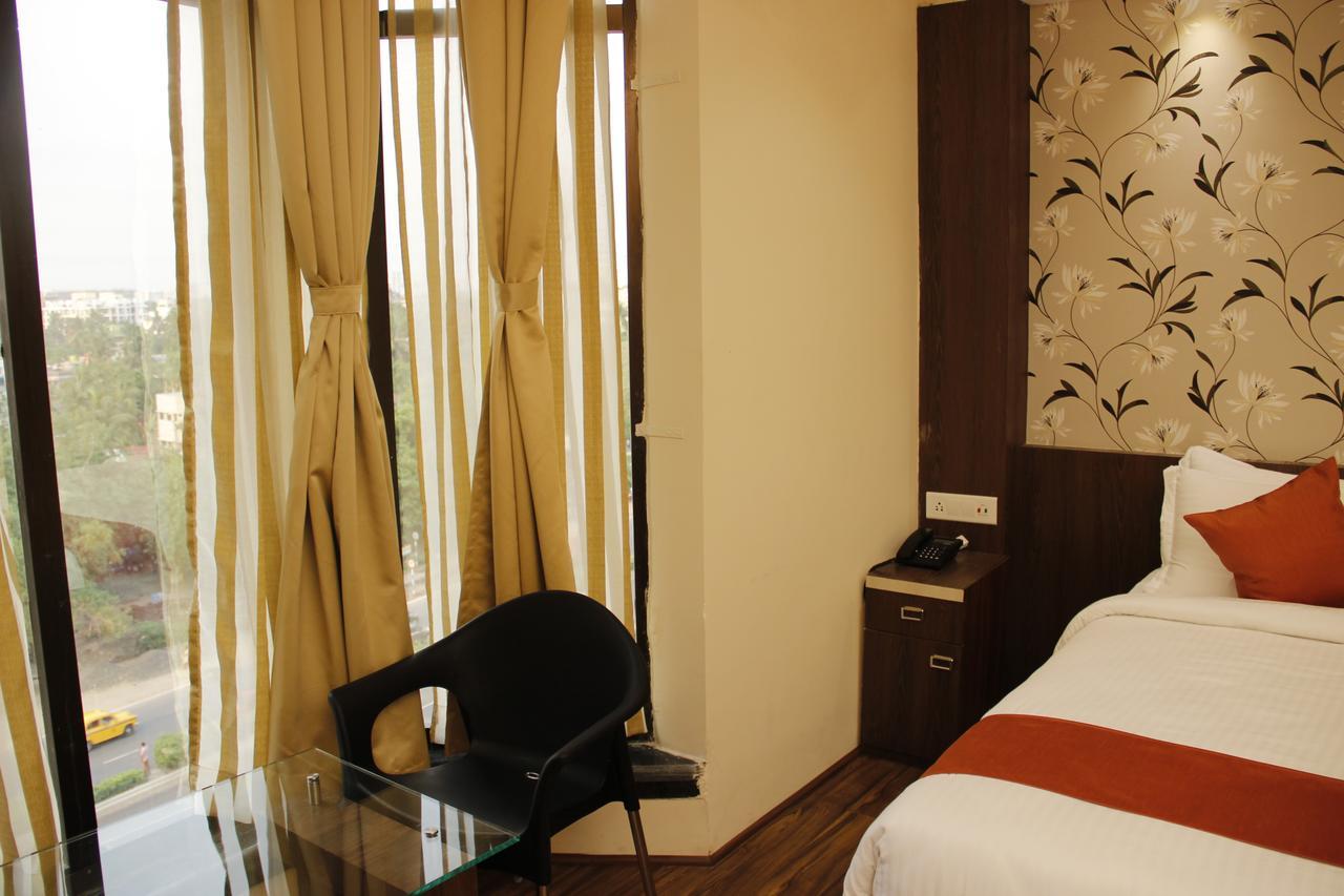 Regenta Inn Larica Калькутта Экстерьер фото