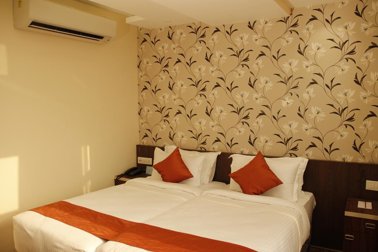 Regenta Inn Larica Калькутта Экстерьер фото