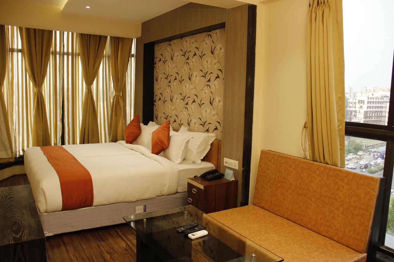 Regenta Inn Larica Калькутта Экстерьер фото