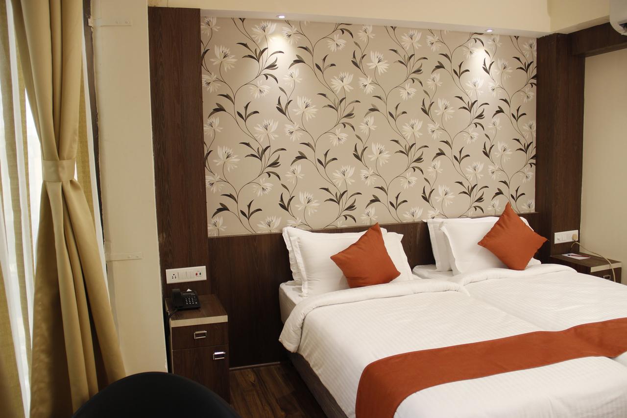 Regenta Inn Larica Калькутта Экстерьер фото